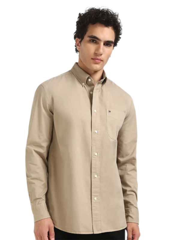 Tommy Hilfiger Men Regular Fit Solid Casual Shirt (100% Cotton, Full Sleeve)